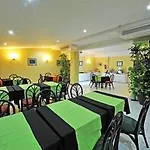 Hotel Lara 3*