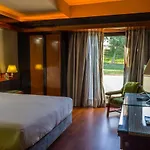 Lara Hotel