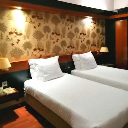 Lara Hotel