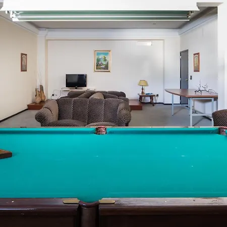 Lara Hotel