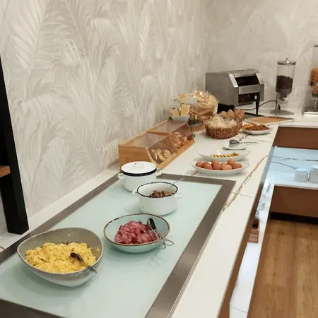 Hotel Lara 3*