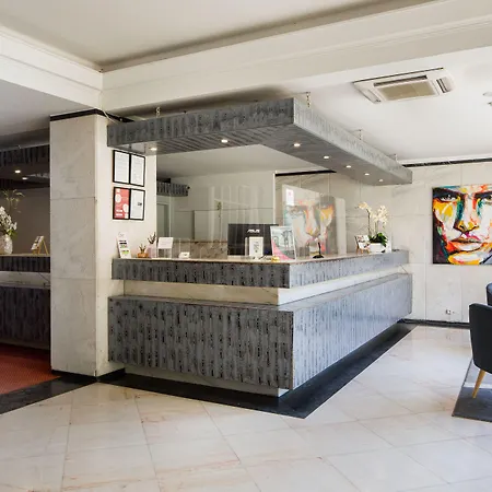 Lara Hotel 3*