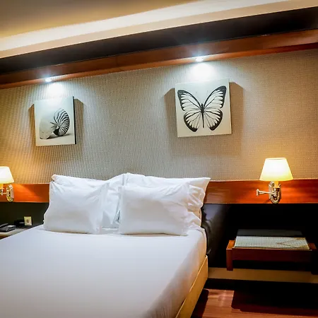 Lara Hotel 3*