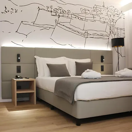 Hotel Lara Valenca