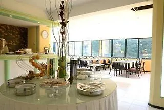 Hotel Lara 3*