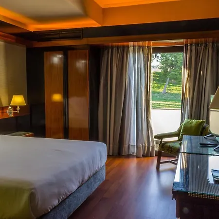 Lara Hotel